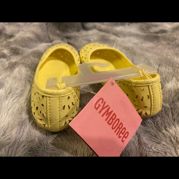 Gymboree New with Tags Yellow Flower Shoes Sz. 9 - Picture 3 of 3